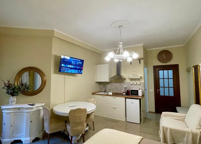Pensjonat Barbi's Home- Colli Albani 4*